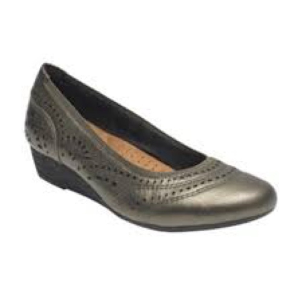 Rockport bronze leather Judson perf wedge‎ pump size 8.5